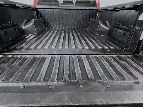 Used 2017 Toyota Tacoma SR5 w/ Tow Package image 33