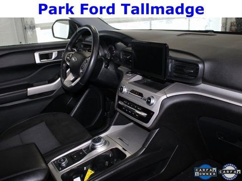 Used 2022 Ford Explorer XLT image 24