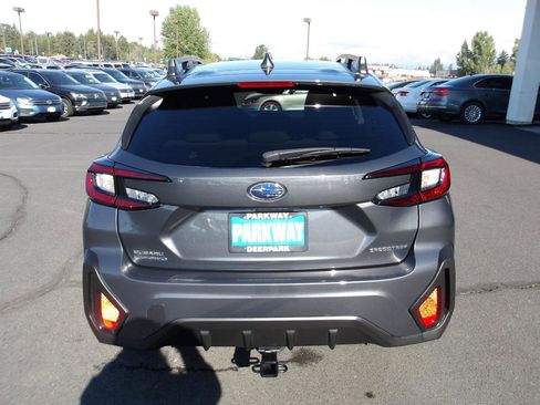 Used 2024 Subaru Crosstrek 2.0i Premium w/ Crosstrek Mirror Package AWD/4WD image 4