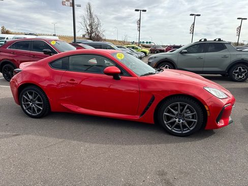 Used 2024 Subaru BRZ Premium image 9