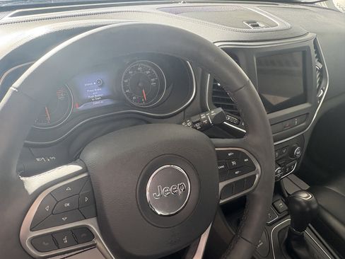 Used 2022 Jeep Cherokee Latitude Lux image 6