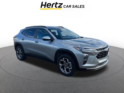 Used 2025 Chevrolet Trax LT