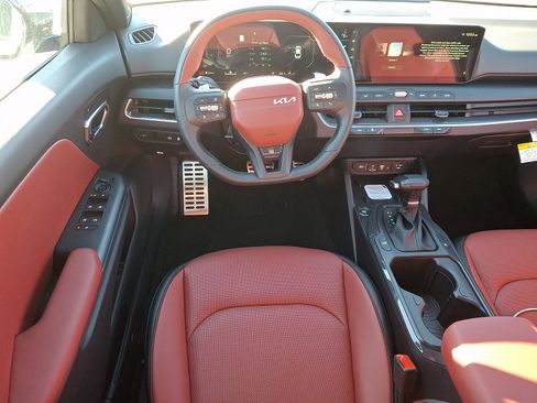 New 2025 Kia K4 GT-Line Turbo image 8