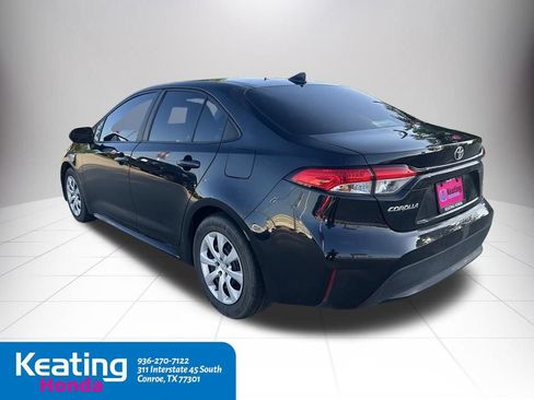 Used 2022 Toyota Corolla LE FWD image 9
