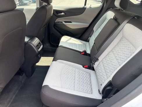 Certified 2024 Chevrolet Equinox LS FWD image 24