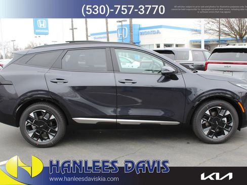 New 2026 Kia Sportage SX image 6