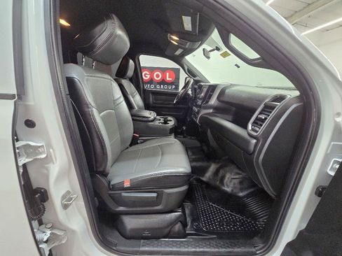Used 2023 RAM 2500 Tradesman w/ Chrome Appearance Group AWD/4WD image 20
