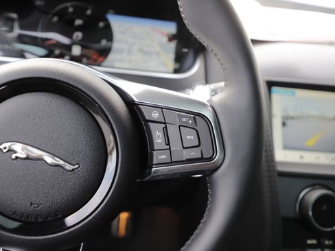 New 2024 Jaguar F-TYPE R-Dynamic image 19