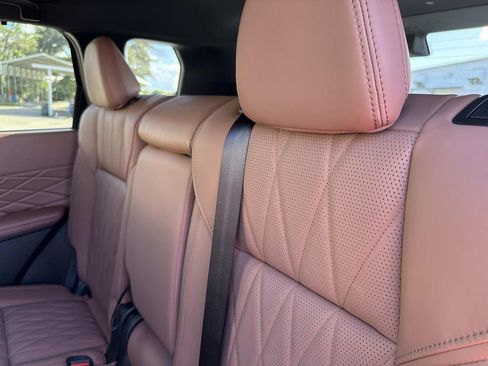 New 2025 Mitsubishi Outlander SEL image 13