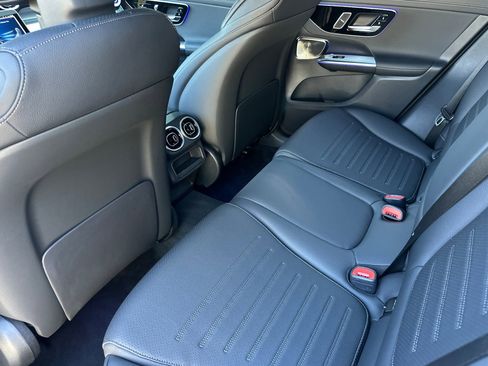 New 2025 Mercedes-Benz GLC 350e 350e image 21