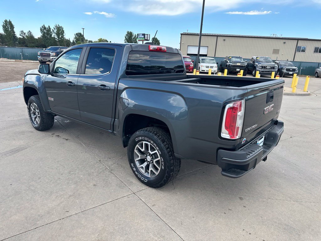 Used 2015 GMC Canyon SLE w/ All-Terrain Package AWD/4WD image 29