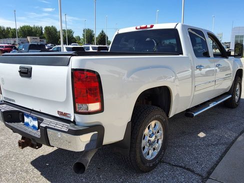 Used 2014 GMC Sierra 3500 Denali AWD/4WD image 7