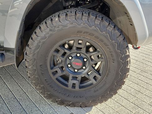 Used 2017 Toyota 4Runner TRD Pro image 6