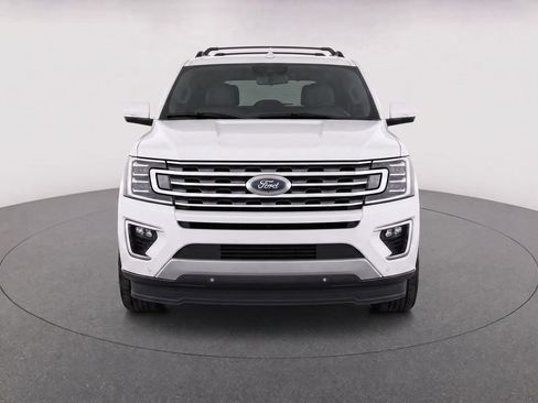 Used 2018 Ford Expedition Limited w/ Equipment Group 301A AWD/4WD image 5