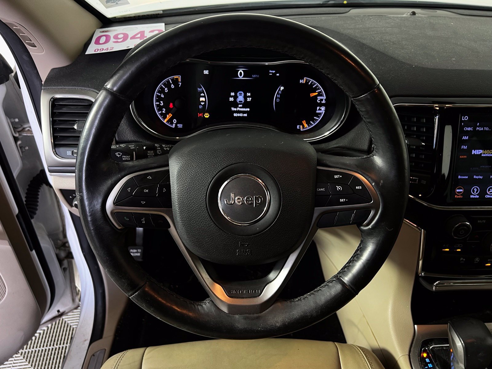 Used 2019 Jeep Grand Cherokee Limited AWD/4WD image 9