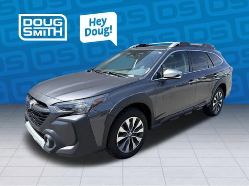 Used 2023 Subaru Outback Touring XT AWD/4WD image 1