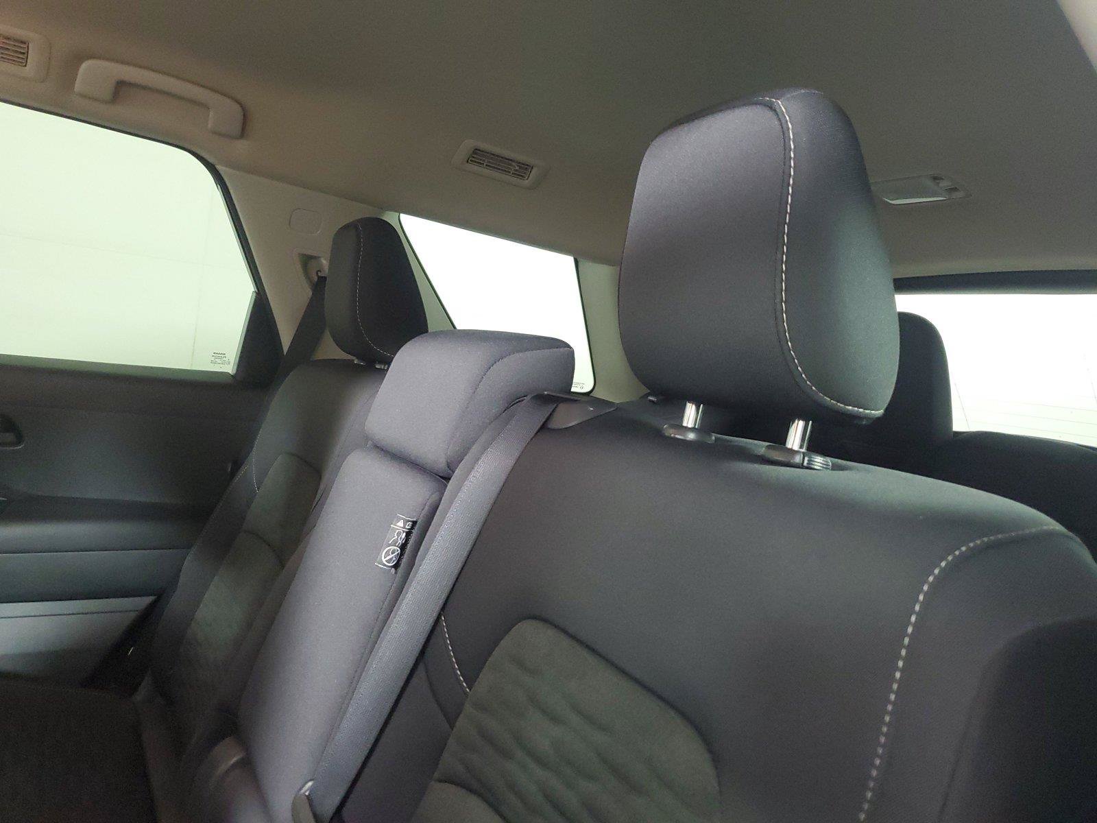 Used 2025 Nissan Pathfinder SV FWD image 11