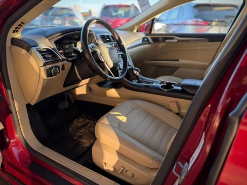 Used 2015 Ford Fusion SE w/ Equipment Group 202A image 7