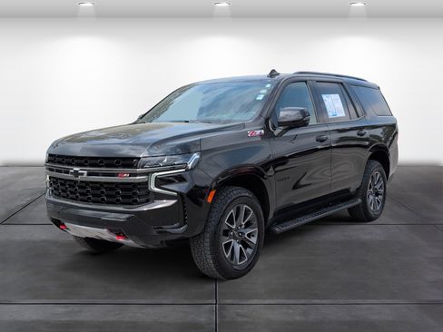 Used 2022 Chevrolet Tahoe Z71 w/ Luxury Package image 6
