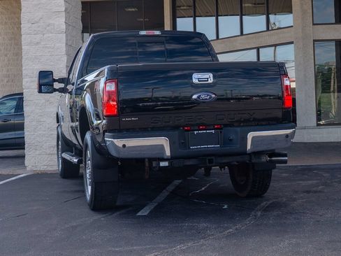 Used 2016 Ford F350 Lariat w/ Lariat Interior Package AWD/4WD image 4
