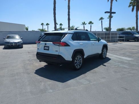 Used 2023 Toyota RAV4 XLE Premium FWD image 5