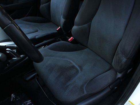 Used 2010 Honda Fit Sport image 14