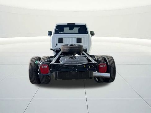 New 2026 RAM 3500 Tradesman w/ Chrome Appearance Group image 13