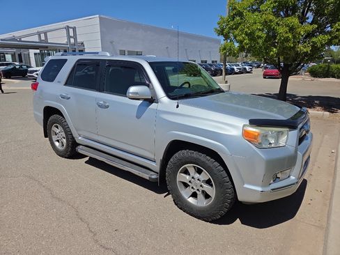 Used 2013 Toyota 4Runner SR5 image 17