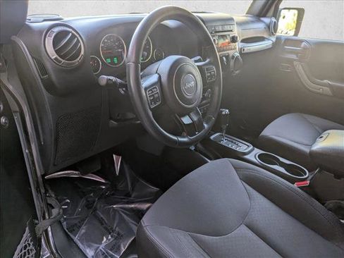 Used 2018 Jeep Wrangler Unlimited Sport S image 10