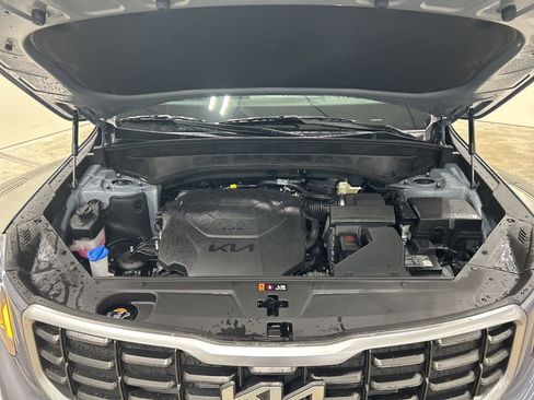 New 2025 Kia Telluride S image 30
