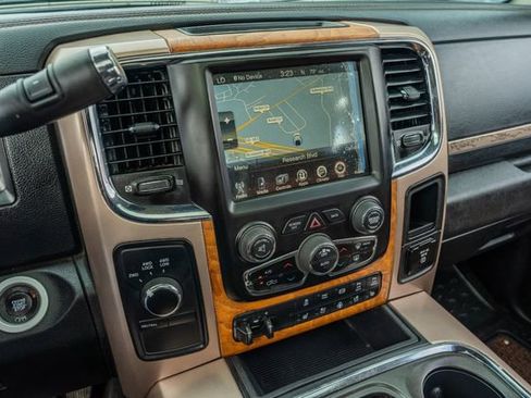 Used 2017 RAM 3500 Laramie Longhorn image 28