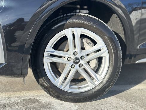 Used 2025 Audi Q5 e Premium Plus w/ Premium Plus Package image 2