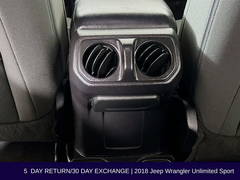 Used 2018 Jeep Wrangler Unlimited Sport AWD/4WD image 28