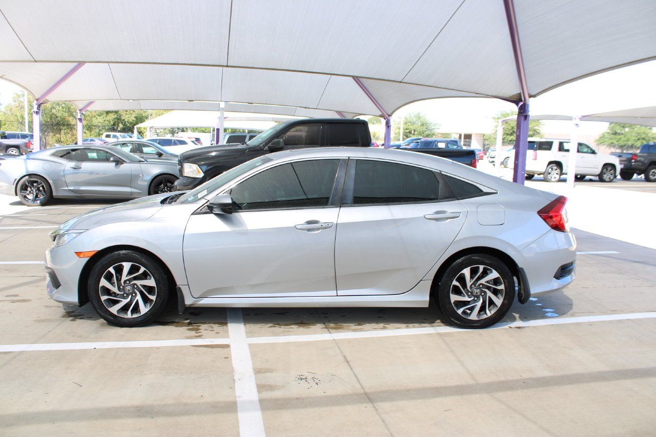 Used 2016 Honda Civic EX image 2