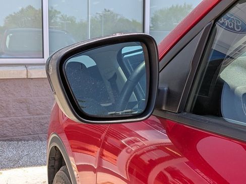 Used 2022 Ford Escape SE w/ SE Sport Appearance Package image 13