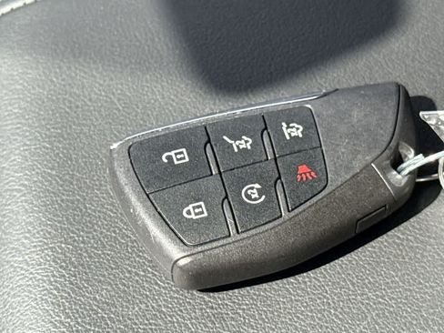 Used 2025 Chevrolet Tahoe LT AWD/4WD image 28