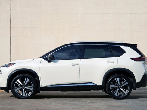 Used 2022 Nissan Rogue SL FWD image 9