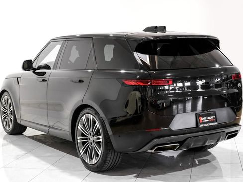 Used 2023 Land Rover Range Rover Sport SE image 9
