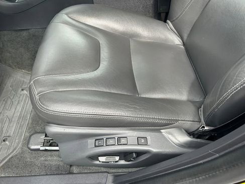 Used 2018 Volvo V60 T5 Cross Country AWD/4WD image 23