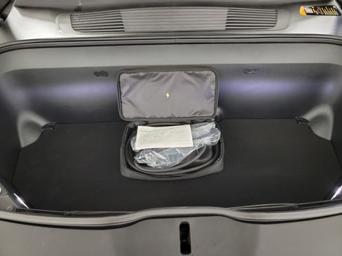 Used 2022 Rivian R1T Adventure AWD/4WD image 14