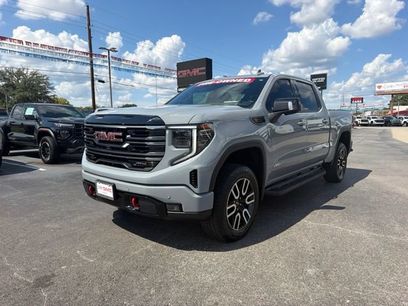 Used 2025 GMC Sierra 1500 AT4 w/ AT4 Premium Package