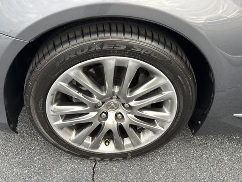 Used 2013 Lexus LS 460 L image 31