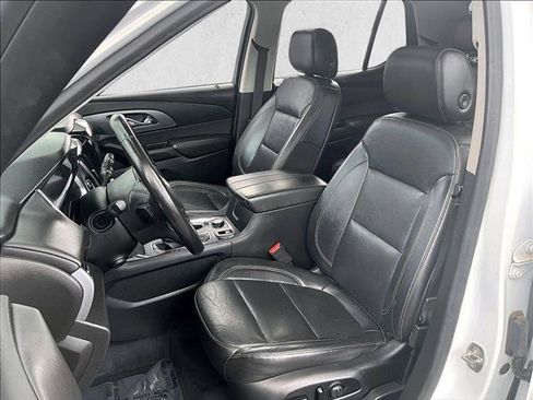 Used 2021 Chevrolet Traverse Premier w/ Redline Edition FWD image 27