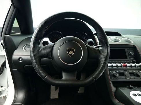 Used 2014 Lamborghini Gallardo LP 550-2 image 42