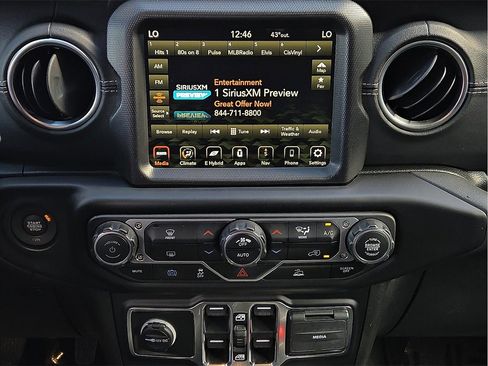 Used 2023 Jeep Wrangler Unlimited Sahara image 12