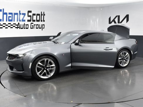 Used 2020 Chevrolet Camaro LT w/ RS Package RWD image 26