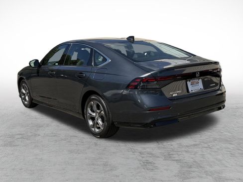 Used 2023 Honda Accord EX-L image 4
