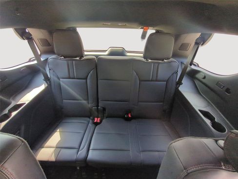 Used 2024 Chevrolet Tahoe RST w/ Luxury Package AWD/4WD image 32