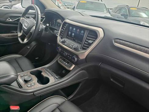Used 2023 GMC Acadia Denali FWD image 12