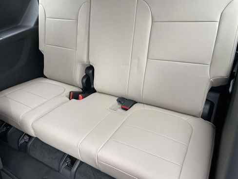 Certified 2022 Chevrolet Traverse Premier w/ LPO, Floor Liner Package AWD/4WD image 18